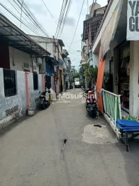 dijual rumah di Cengkareng Timur