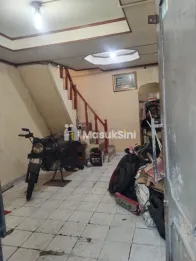 dijual rumah di Cengkareng Timur
