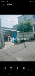 dijual rumah + kontrakan 2 pintu