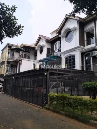 Dijual Rumah Mewah dilingkungan Ekslusif JT Bening Dekat ke GT JT Bening Siap Huni