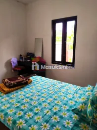 RUMAH 2 LANTAI DIJUAL ADA KOLAM RENANG COCOK UNTUK HUNIAN KELUARGA