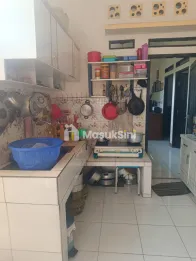 RUMAH 2 LANTAI + KIOS USAHA BANDUNG TIMUR