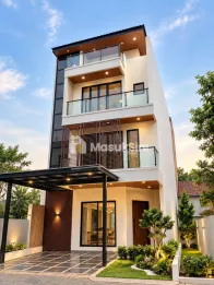 Rumah 3 Lantai + Rooftop, Full Bata Merah, Tapi yang Bikin Menarik: Benefitnya Sudah Banyak yang Ditanggung