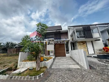 Rumah Jual One Gate System Dekat Exit Tol dan Fasilitas Kota