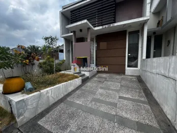 Rumah Jual One Gate System Dekat Exit Tol dan Fasilitas Kota