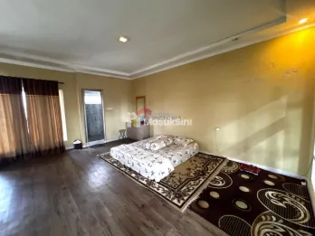 Rumah Jual Semi Furnished Strategis, Nyaman Cocok untuk Hunian Keluarga