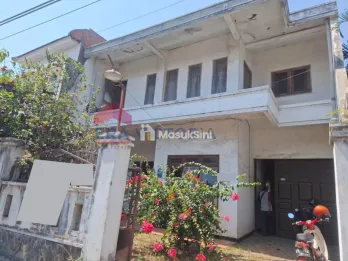 Rumah Jual Siap Huni Lokasi Dekat Kuliner Sawojajar