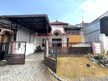 Rumah One Gate System Dekat Kampus Unmer Cocok untuk Mahasiswa