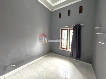 Rumah One Gate System Dekat Kampus Unmer Cocok untuk Mahasiswa