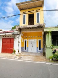 Rumah siap huni akses mobi harga murah siap nego di jakarta timur