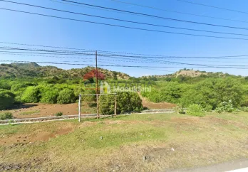 TANAH LUAS DEKAT PELABUHAN POTO TANO SUMBAWA COCOK UNTUK USAHA