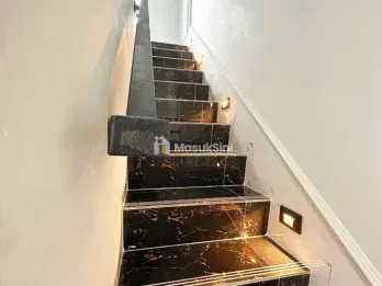 Town House American Modern Ceger Jakarta Timur