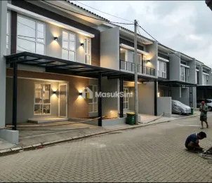 Brand Town House Lubang Buaya