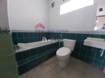 Dijual dan Disewakan Hunian Nyaman Sejuk Cocok untuk Keluarga / Villa