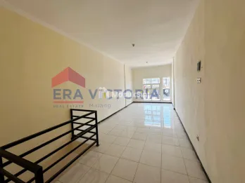 Dijual Ruko 2 Lantai Pinggir Jalan Lokasi Strategis Area Lowokwaru