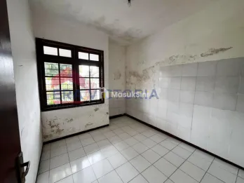 Dijual Rumah 1 Lantai Kondisi Terawat Lokasi Strategis