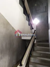 Dijual Rumah 2 Lantai Dilengkapi Swimming Pool Cocok untuk Hunian Keluarga