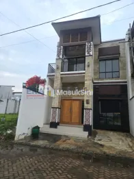 Dijual Rumah 2 Lantai One Gate System Hanya 5 Menit Dari Exit Tol