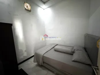 Dijual Rumah 2 Lantai Semi Furnished Lokasi Strategis