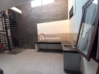 Dijual Rumah Area Blimbing/Sulfat dalam Perumahan One Gate System