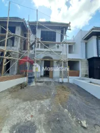 Dijual Rumah Baru DiBatu View Gunung Panderman Dekat JTP+Ada Kolam Renang
