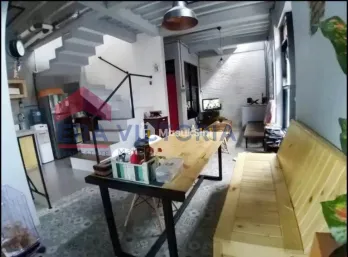 Dijual Rumah COMBO di Pandanwangi