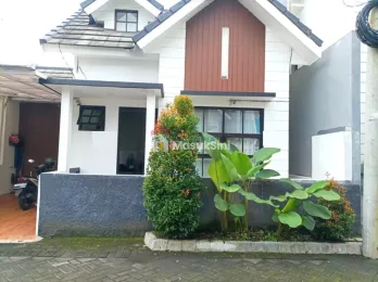Dijual Rumah dalam Perumahan One Gate System