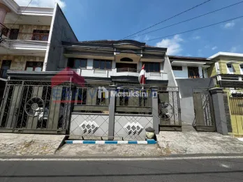 Dijual Rumah + Kost Lokasi Strategis Dekat Kampus ABM, HWA IND & Pasar