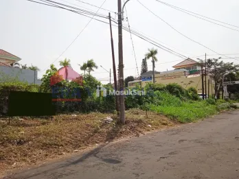 Dijual Tanah Hook Strategis Cocok Untuk Bisnis DLL 500 Meter ke UNMER