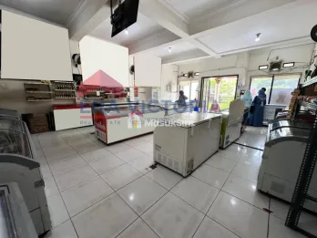 Dijual Toko Grosir dan Retail yang Masih Aktif Operasional di Area Sulfat