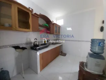 Dijual Villa Terawat di Kawasan