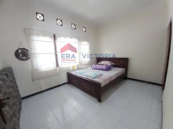 Dijual Villa Terawat di Kawasan