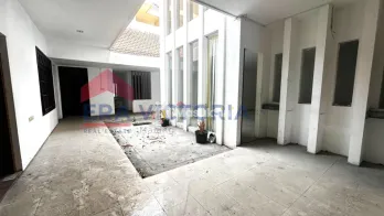 Disewakan Ruang Usaha di Kawasan Klojen, Berada di Poros Jalan Ramai