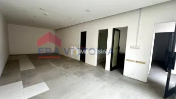 Disewakan Ruang Usaha Pinggir Jalan Ramai Dekat Dengan MOG
