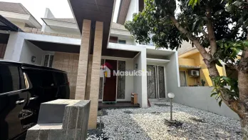 Disewakan Rumah Full Furnished Kawasan Perumahan Kelas Atas