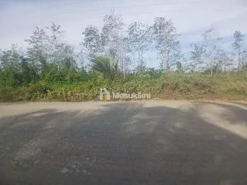 Jual Tanah 5 Hektar di Kab.Sorong Aimas Unit 2 Ujung Jln.Parawisata Luas 150 X 350