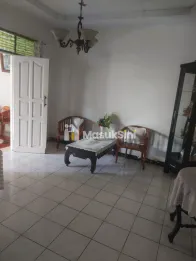 Rumah 1 lantai tanah luas