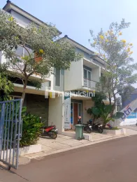 Rumah 2 lantai ready di pamulang