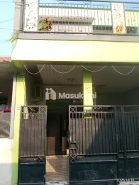 Rumah 2 lantai siap huni