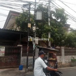 Rumah besar 2 lt di Jln Kalibaru Timur , Bungur ,Senen , Jakarta Pusat