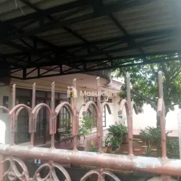 Rumah besar 2 lt di Jln Kalibaru Timur , Bungur ,Senen , Jakarta Pusat