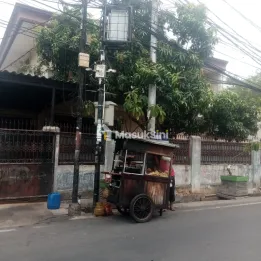 Rumah besar 2 lt di Jln Kalibaru Timur , Bungur ,Senen , Jakarta Pusat