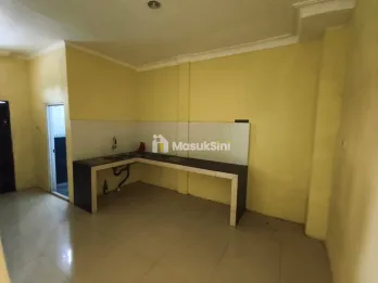 sewa rumah jl riau