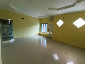 sewa rumah jl riau