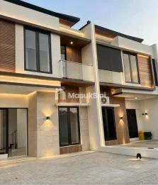 The Luxury Town House Cilangkap Timur Jakarta